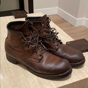 Red wing 10.5 men’s